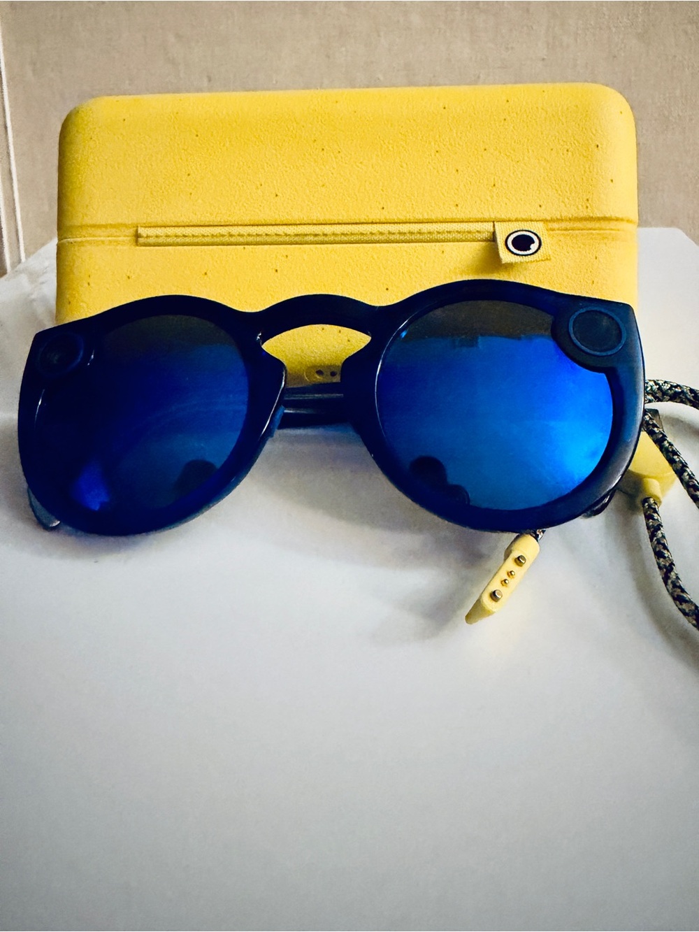 Vintage Sapphire Blue Snapchat Spectacles 2 (Original)